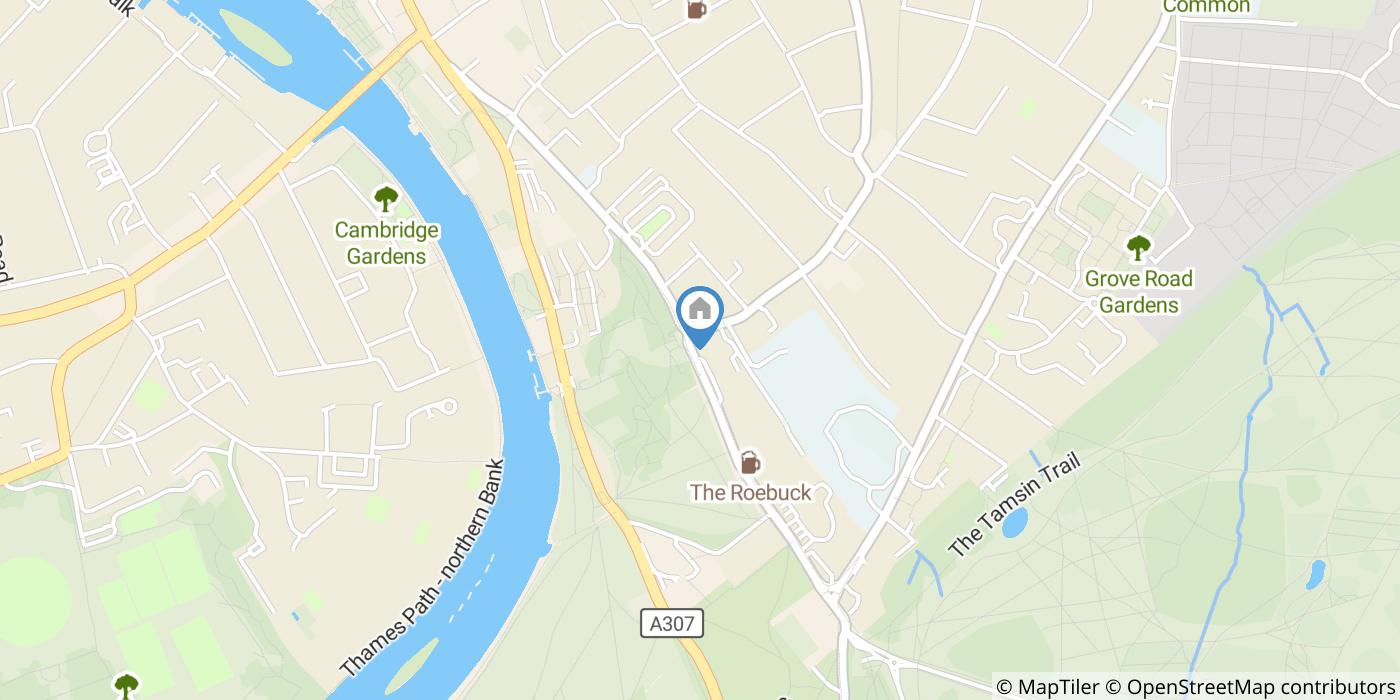 3 Bed Penthouse, Stuart Court, TW10