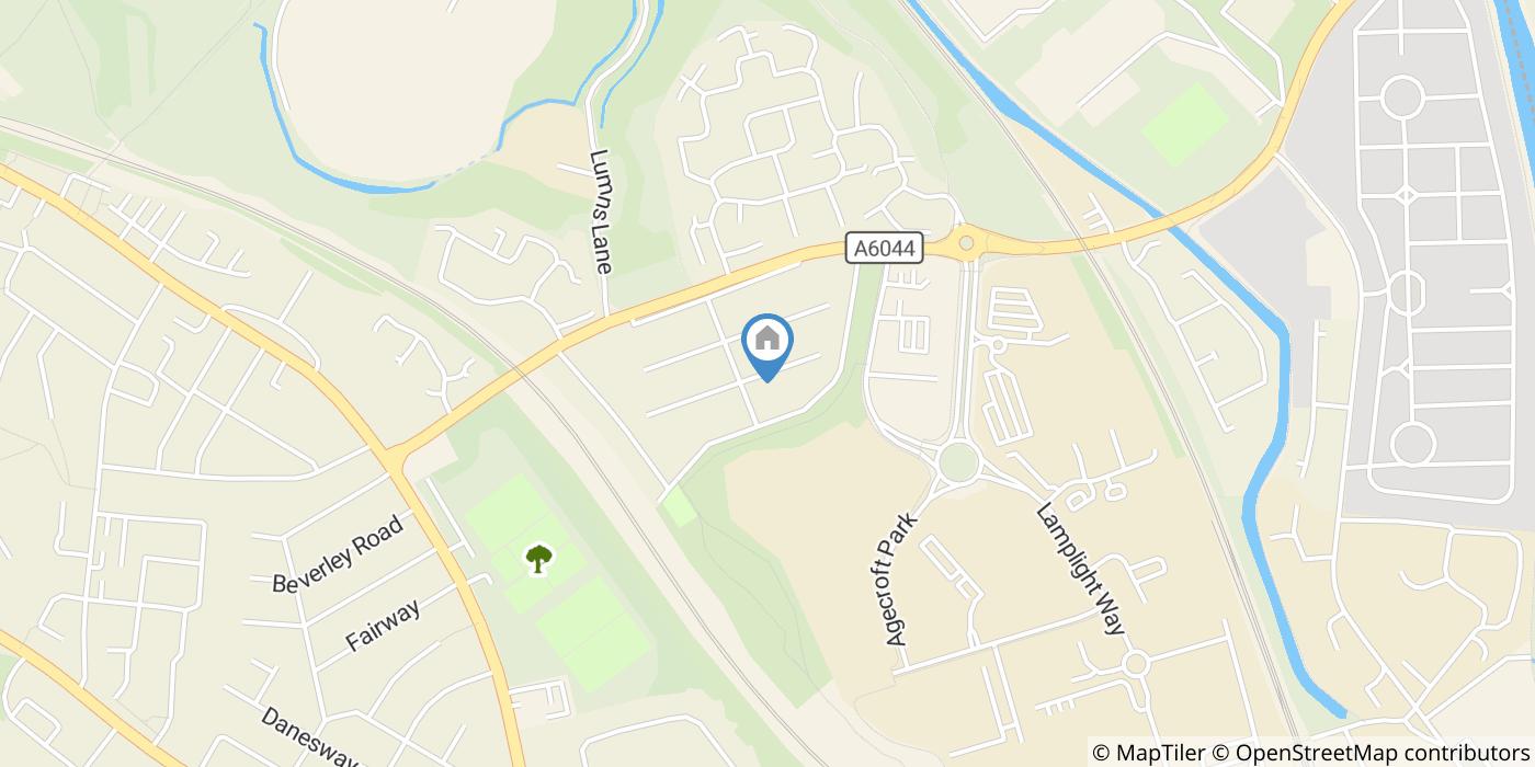 3 Bed Semi-Detached House, Deepdale Drive, M27