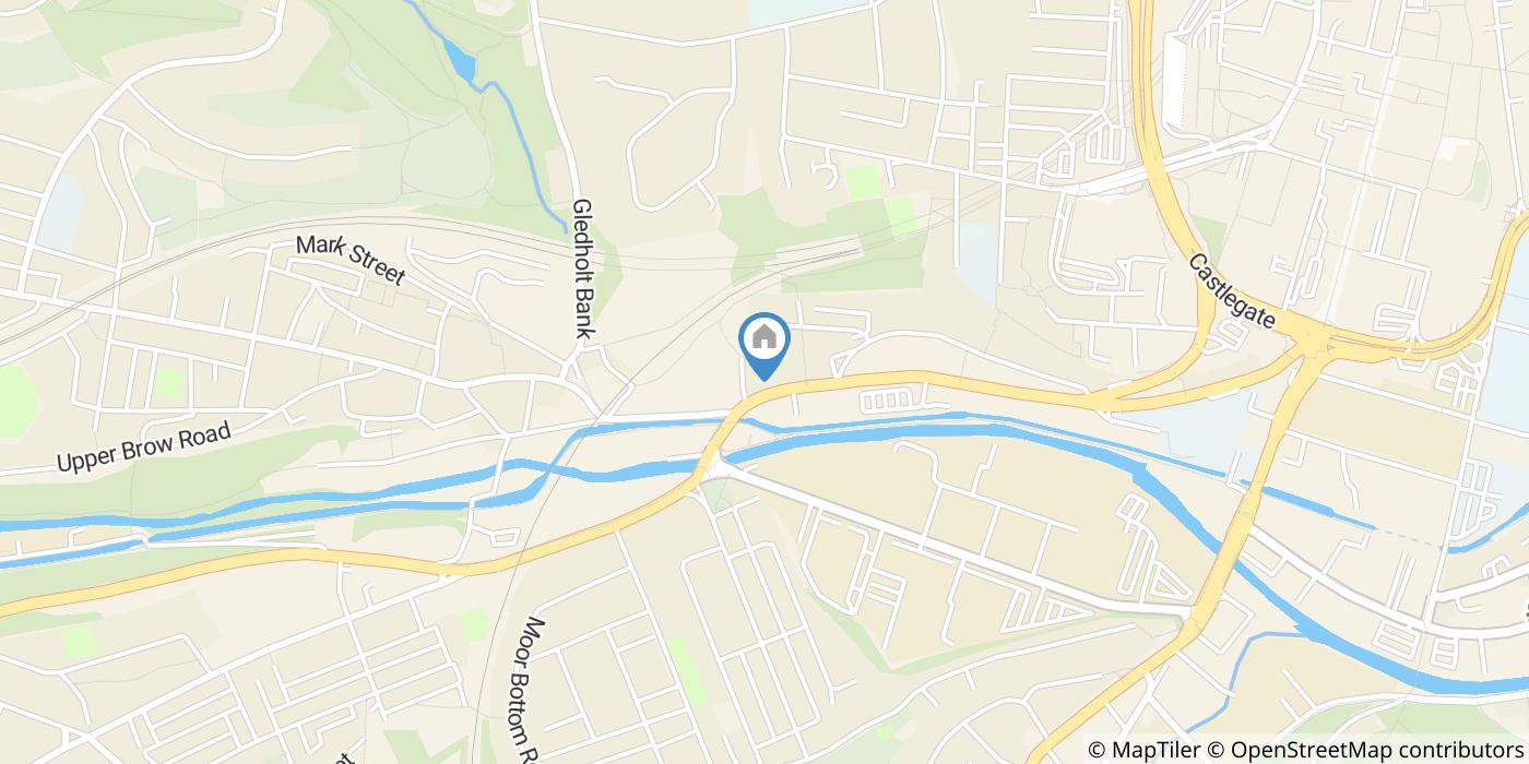 4 Bed Terraced House, Manchester Road, HD1