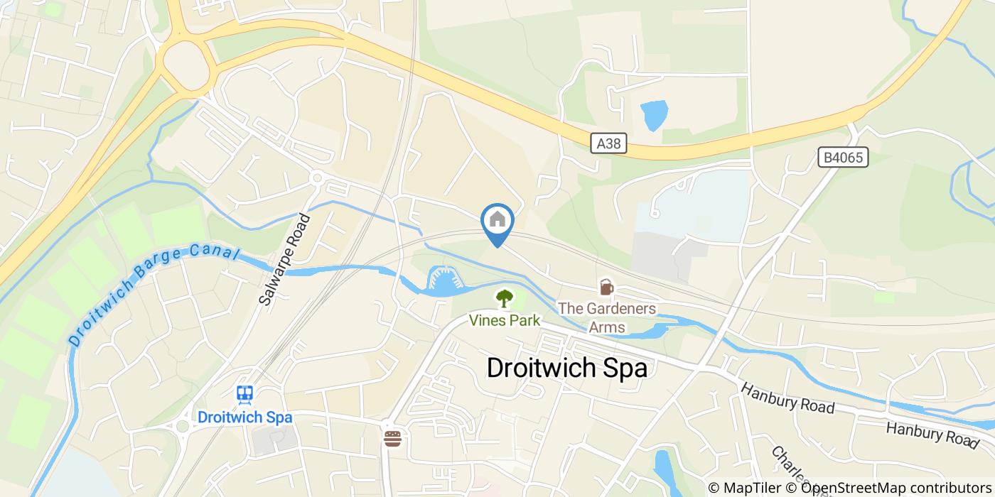 3 Bed Terraced House, Vines Lane, WR9