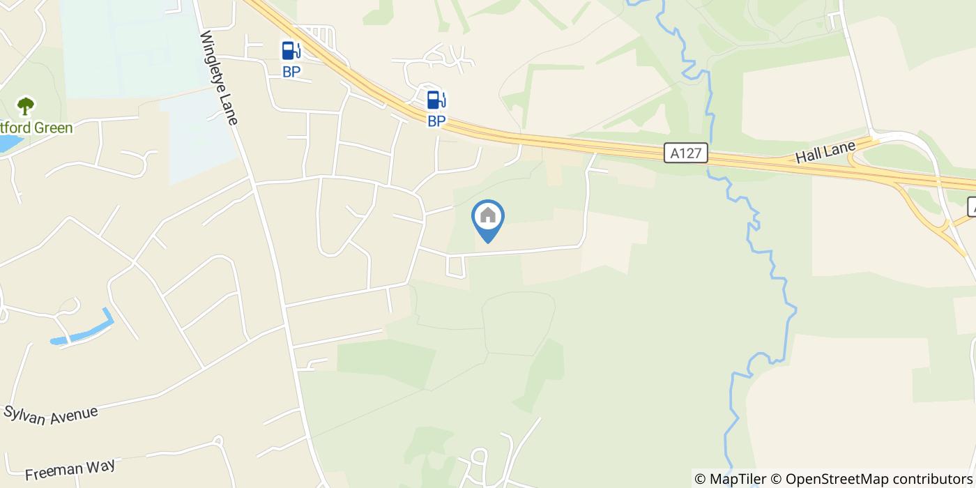 Room in a Shared House, Far Way, RM11