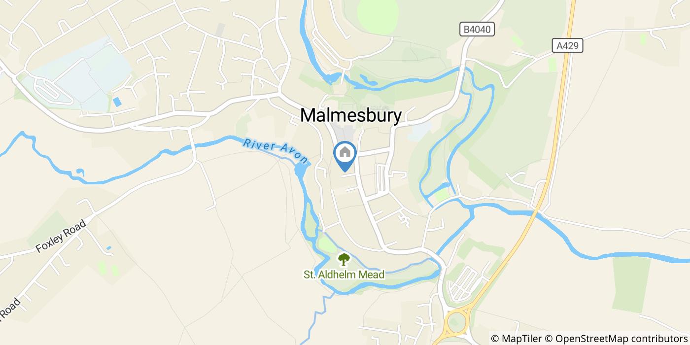 3 Bed Flat, Hodder Court, SN16