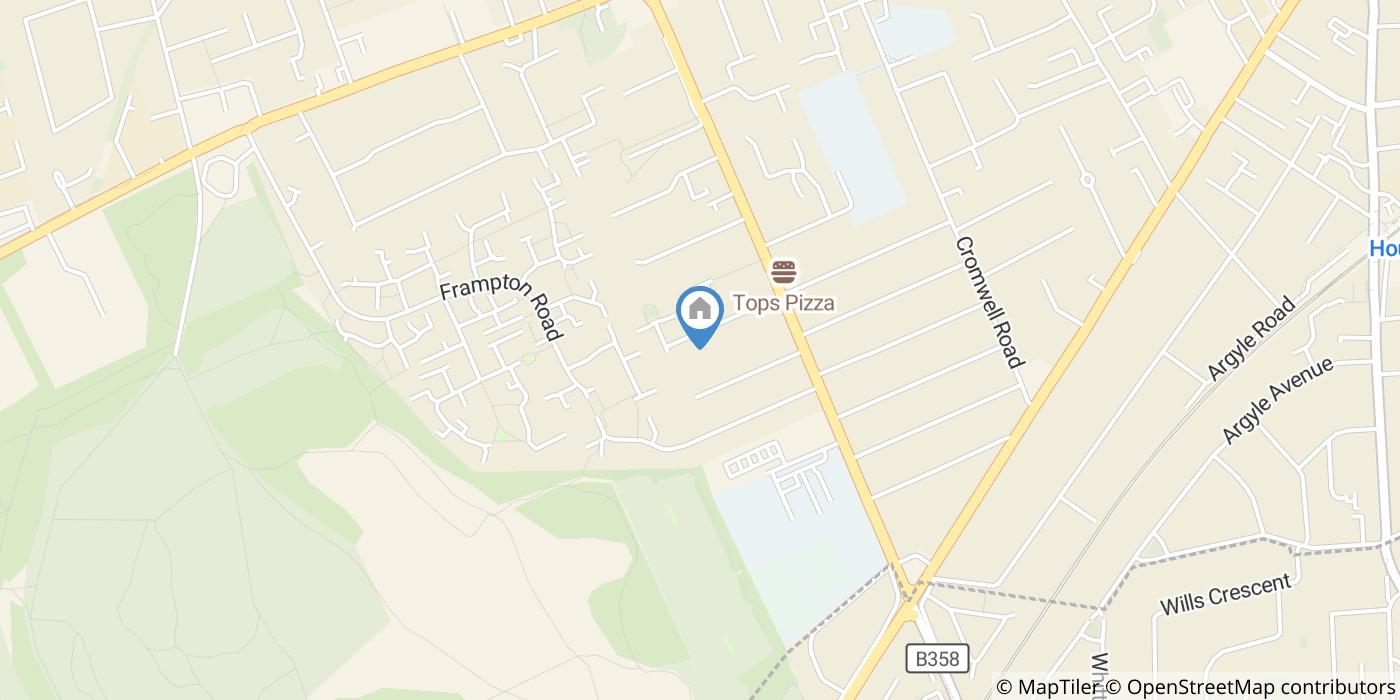 3 Bed Semi-Detached House, Beresford Gardens, TW4