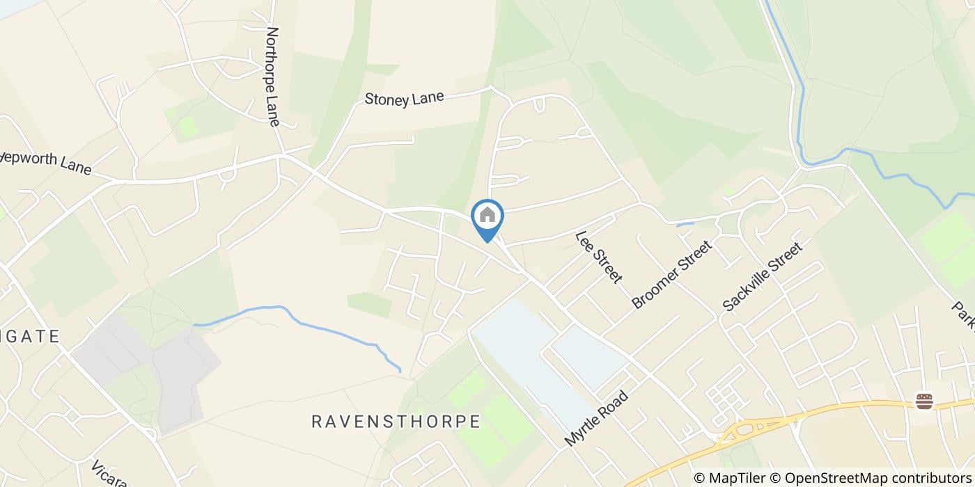 4 Bed Semi-Detached House, North Road, WF13