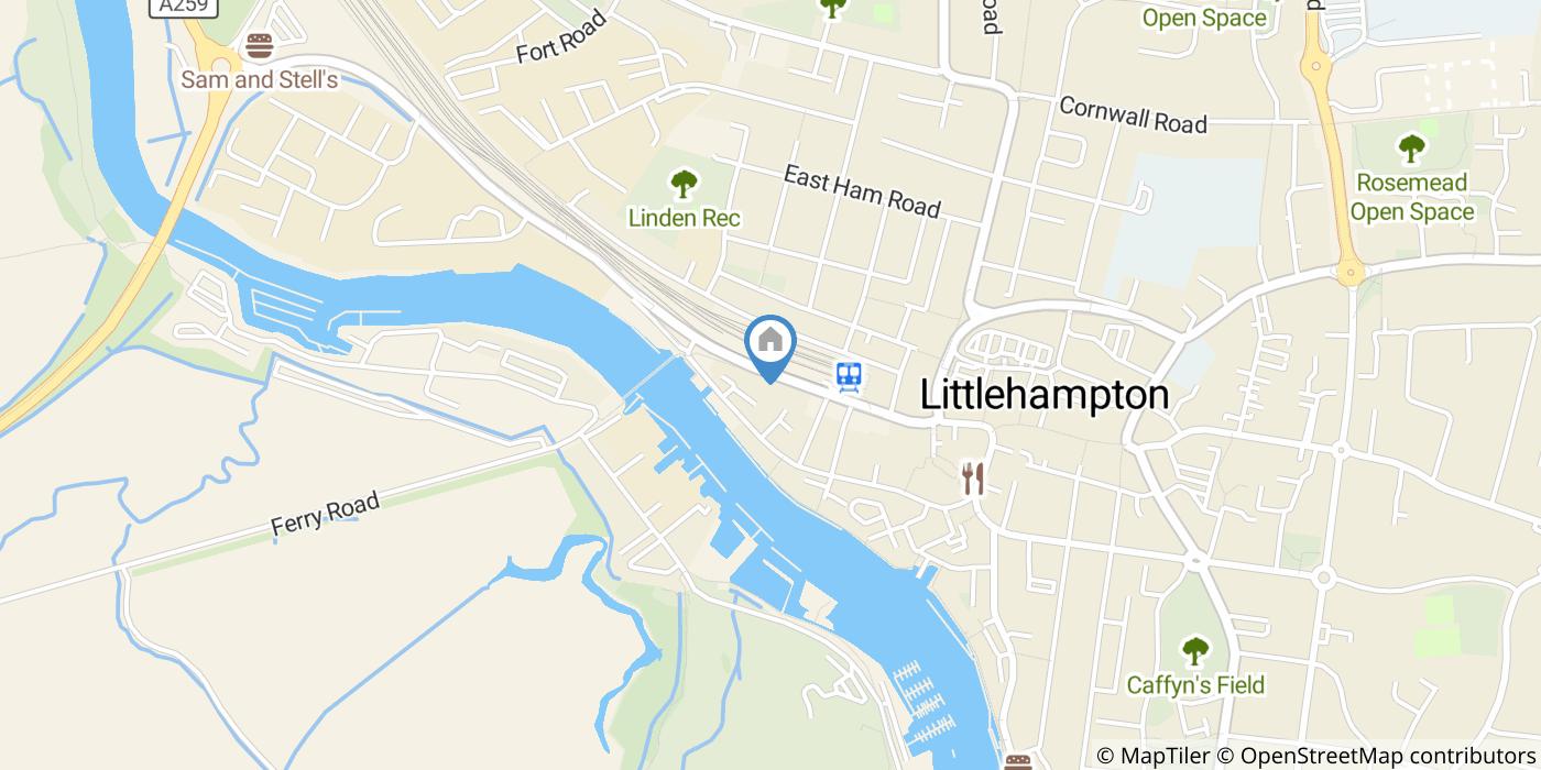 4 Bed Semi-Detached House, Terminus Road, BN17