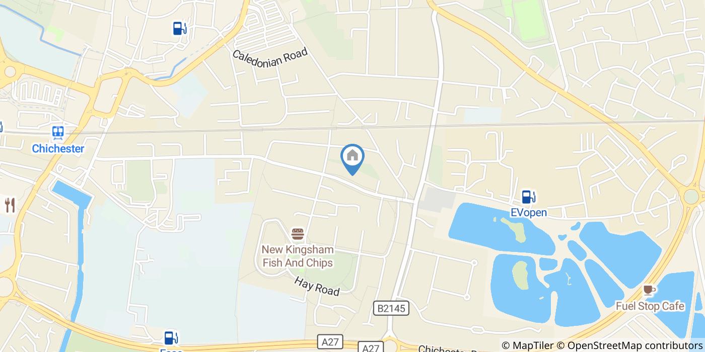 6 Bed Semi-Detached House, Kingsham Avenue, PO19