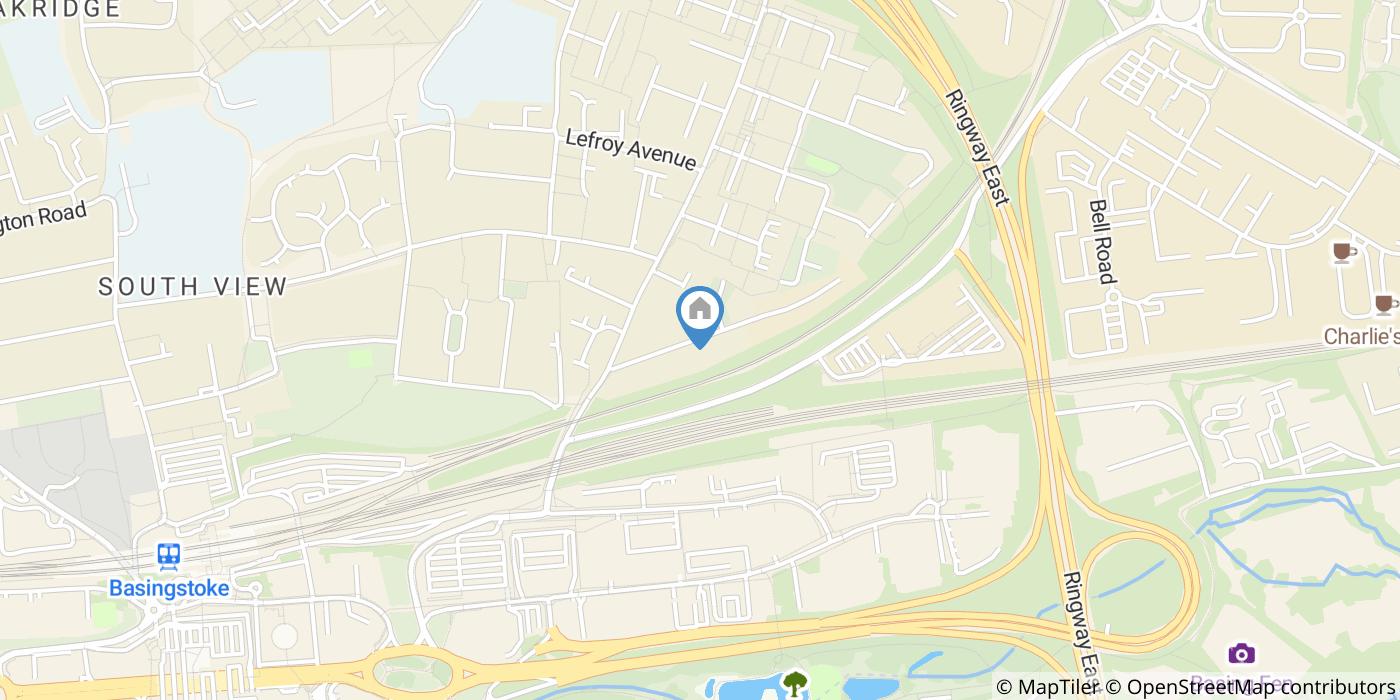 3 Bed End Terrace, Coronation Road, RG21