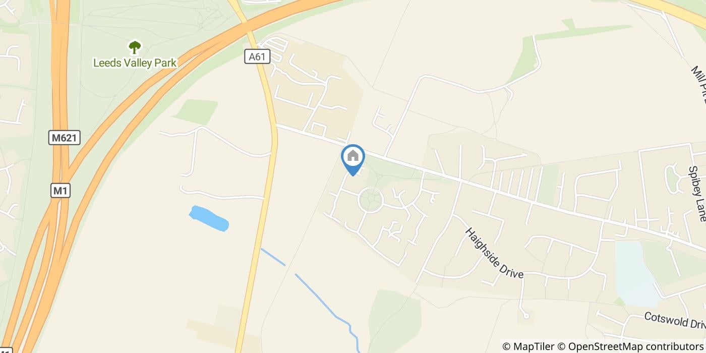 3 Bed Terraced House, Castle Lodge Gardens, LS26