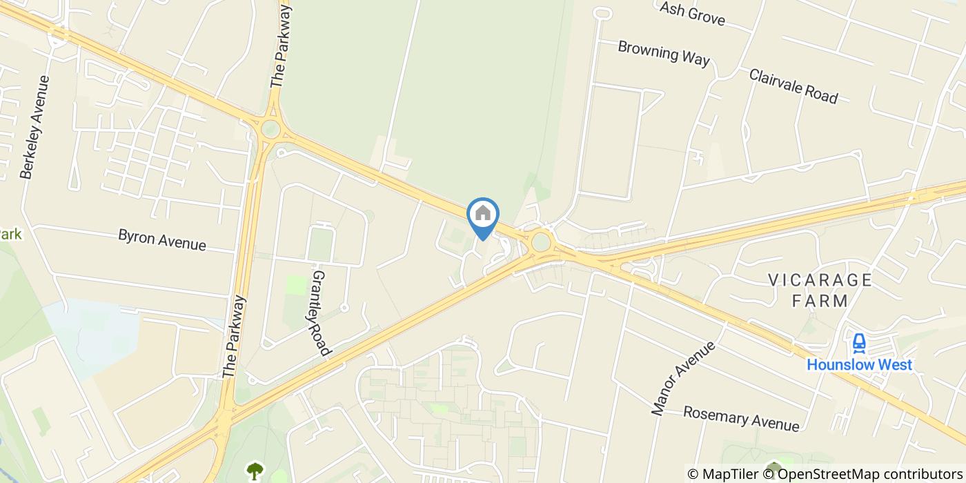 4 Bed Terraced House, Travellers Way, TW4