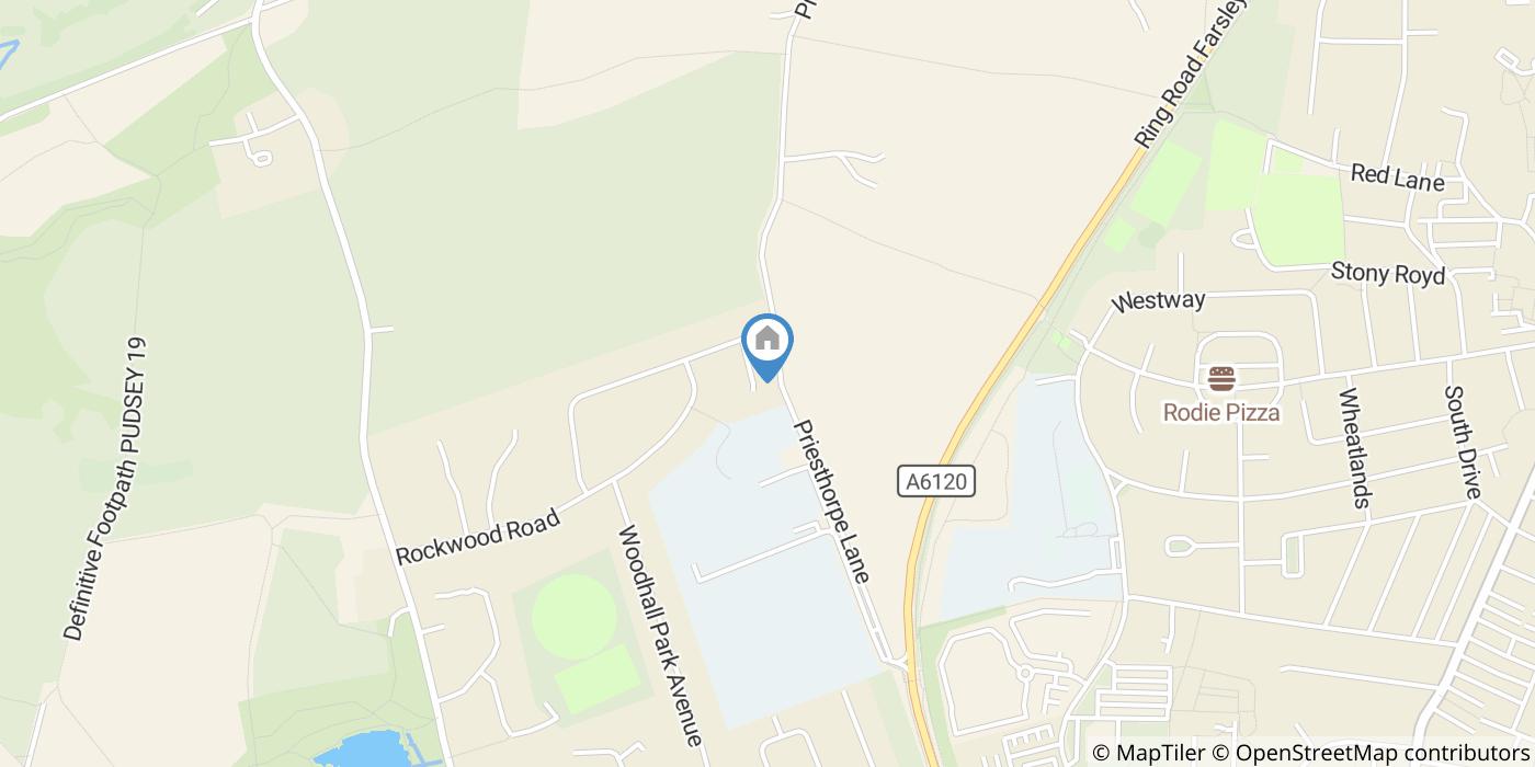 5 Bed Semi-Detached House, Fully Furnished In Leeds, LS28