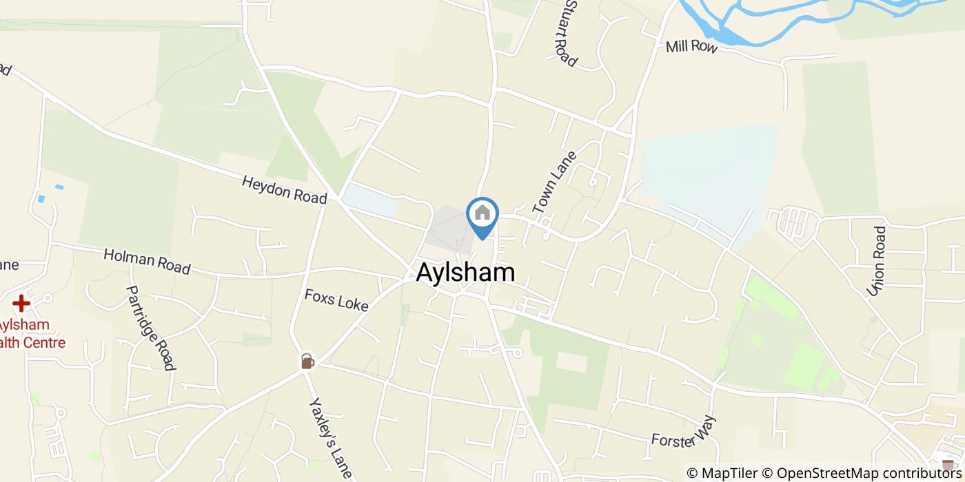 2 Bed Maisonette, Red Lion Yard, NR11