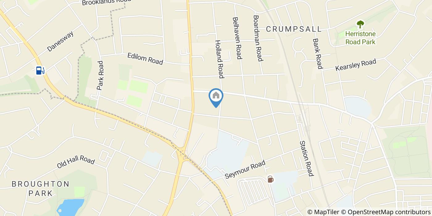 4 Bed Flat, Polygon Road, M8