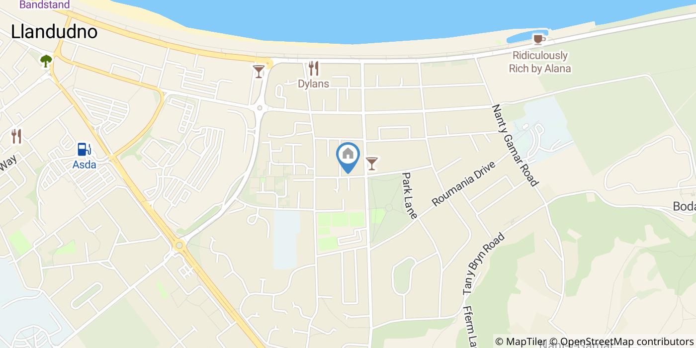 3 Bed Semi-Detached House, Riviere Avenue, LL30