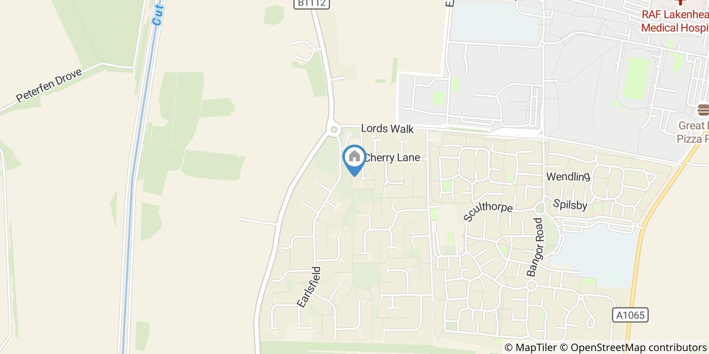 3 Bed Terraced House, Pine Close, IP27