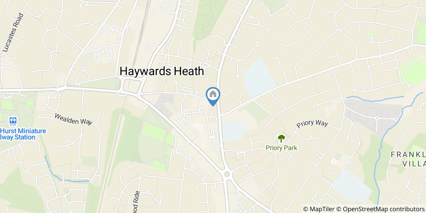 1 Bed Flat, Highfield Court, RH16