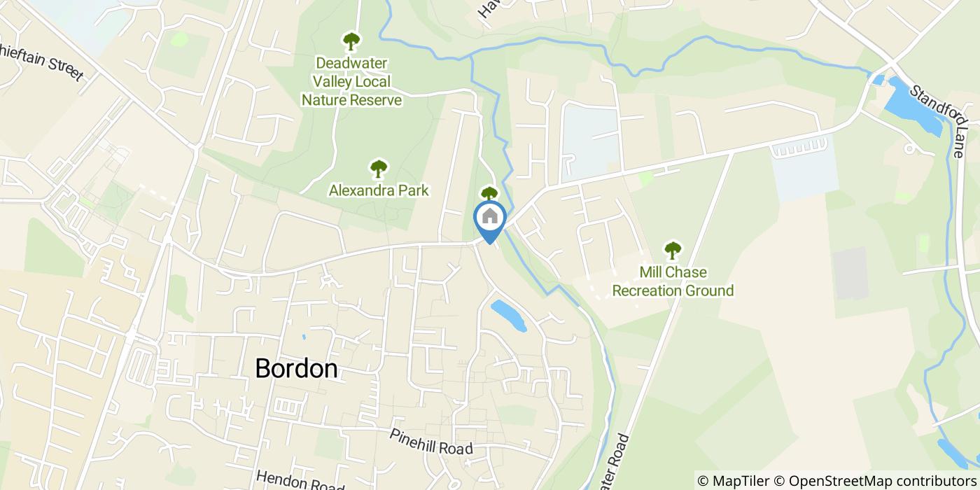 2 Bed Flat, Chalet Hill, GU35