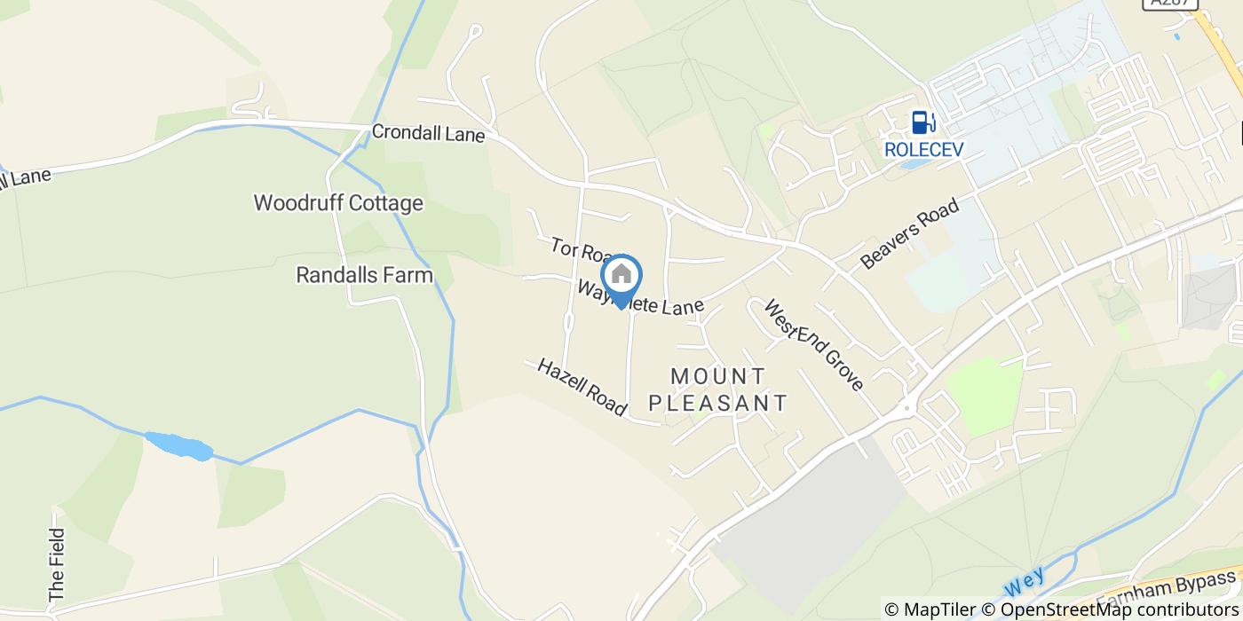 Studio Flat, Marston Road, GU9
