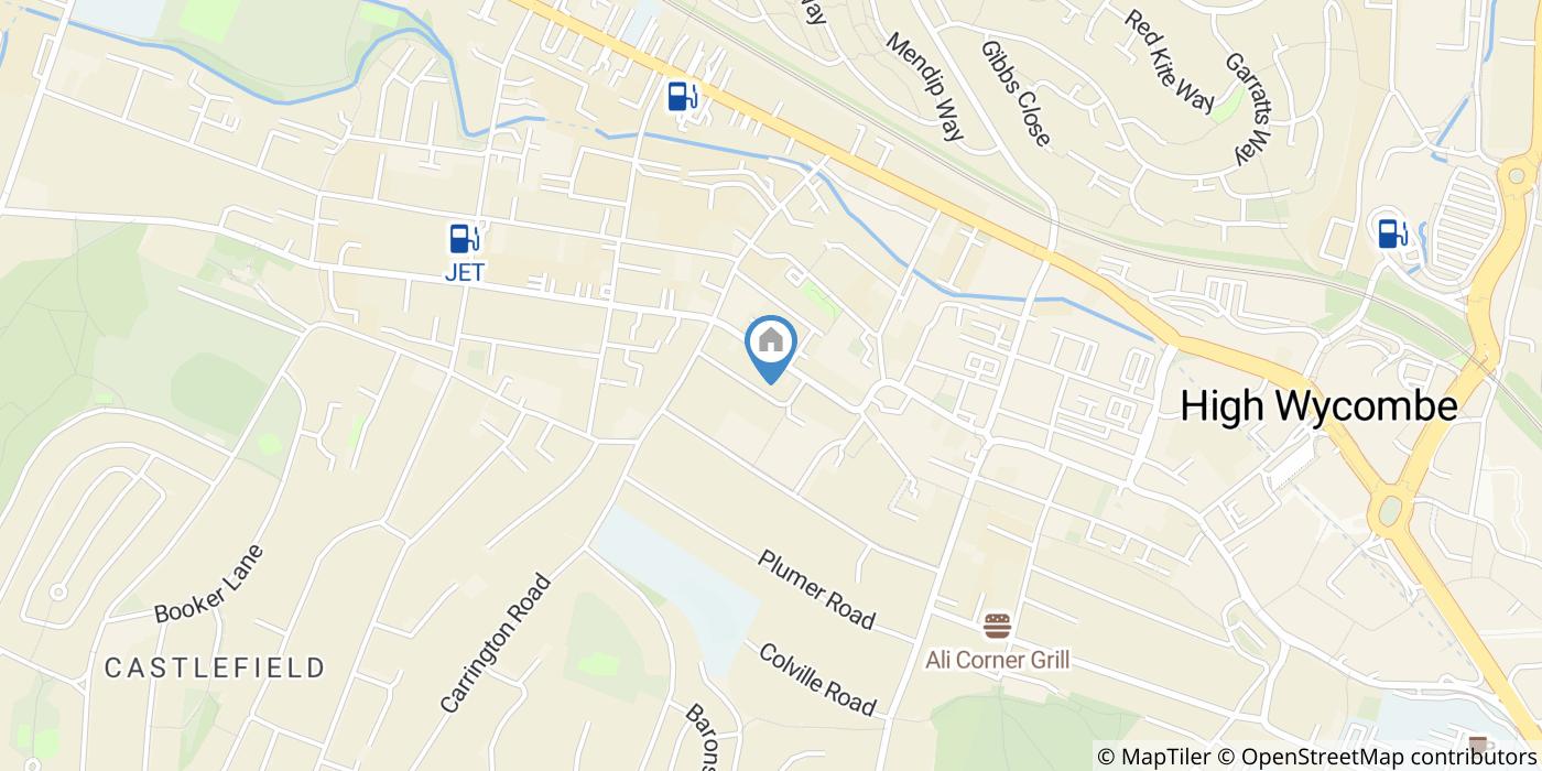 4 Bed Terraced House, Upper Green St, HP11