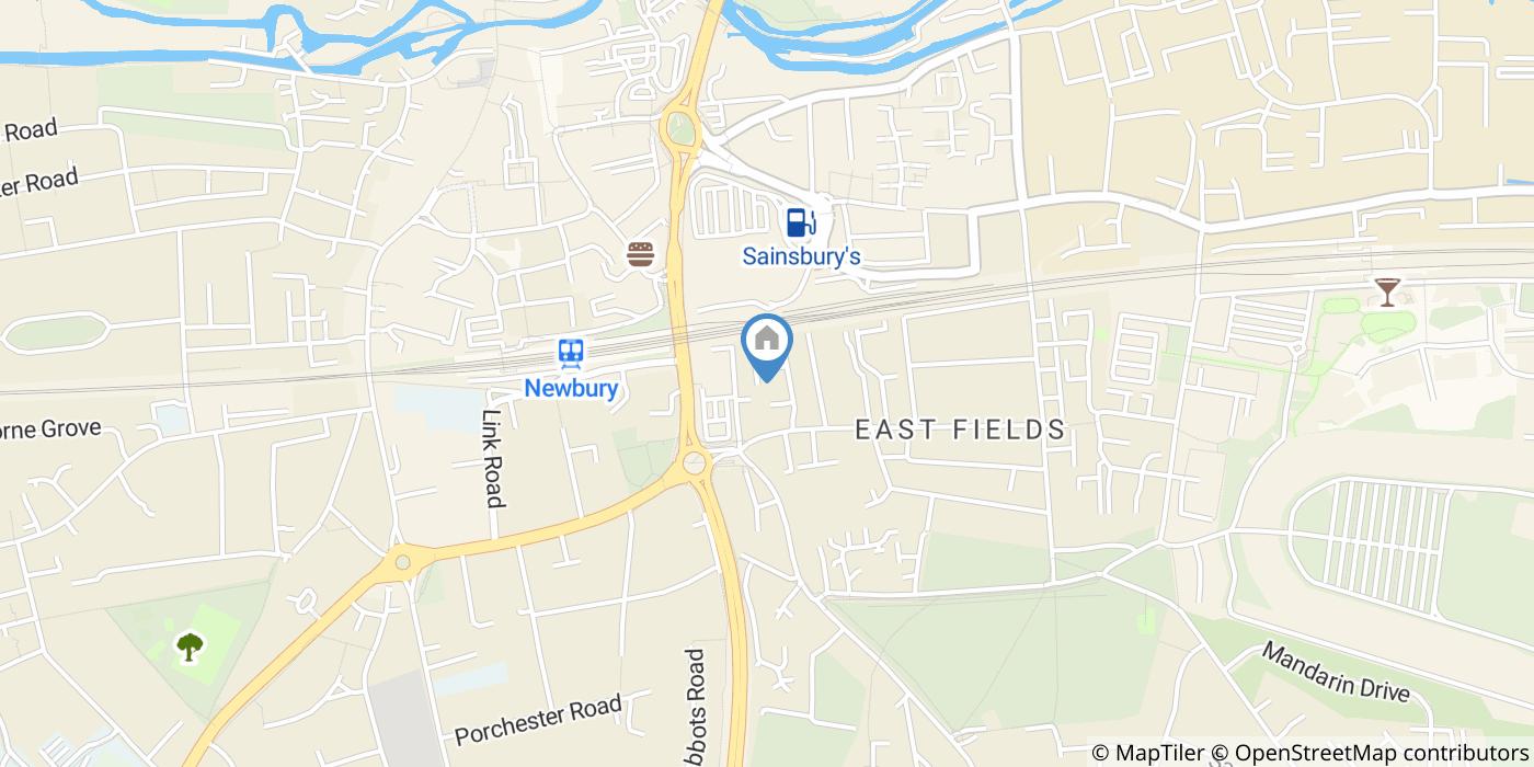 2 Bed Flat, Harbury Court, RG14