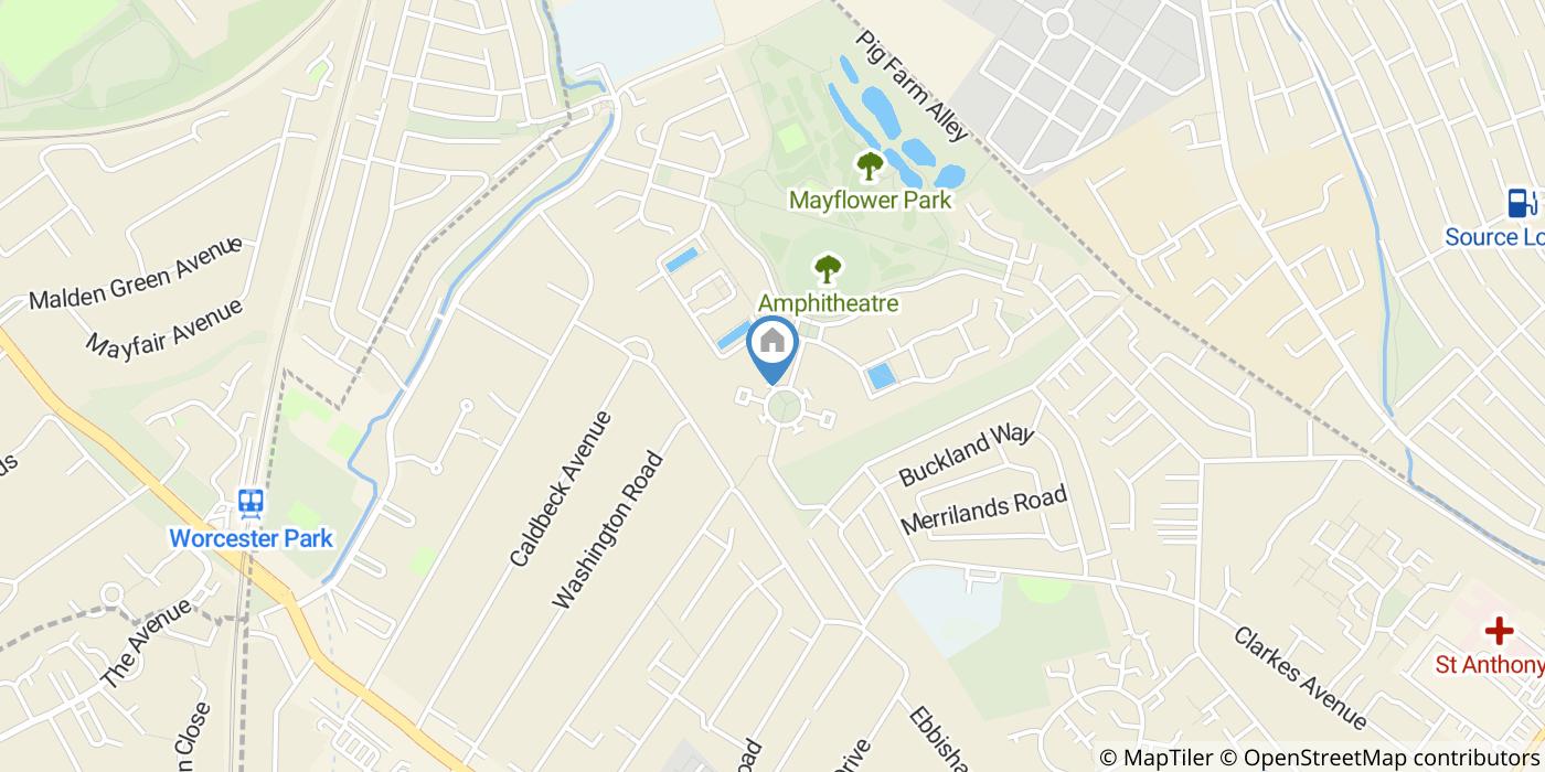 4 Bed End Terrace, Heatherlea Grove, KT4