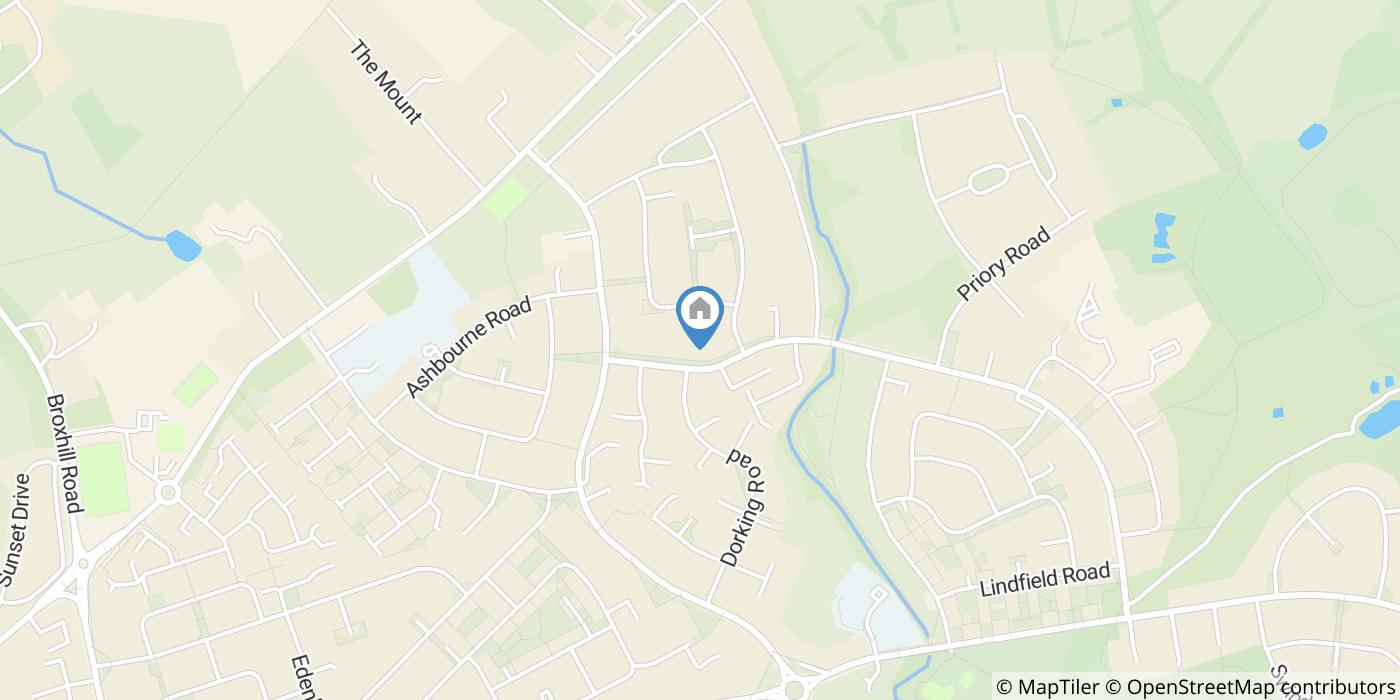 3 Bed Terraced House, Whitchurch Road, RM3