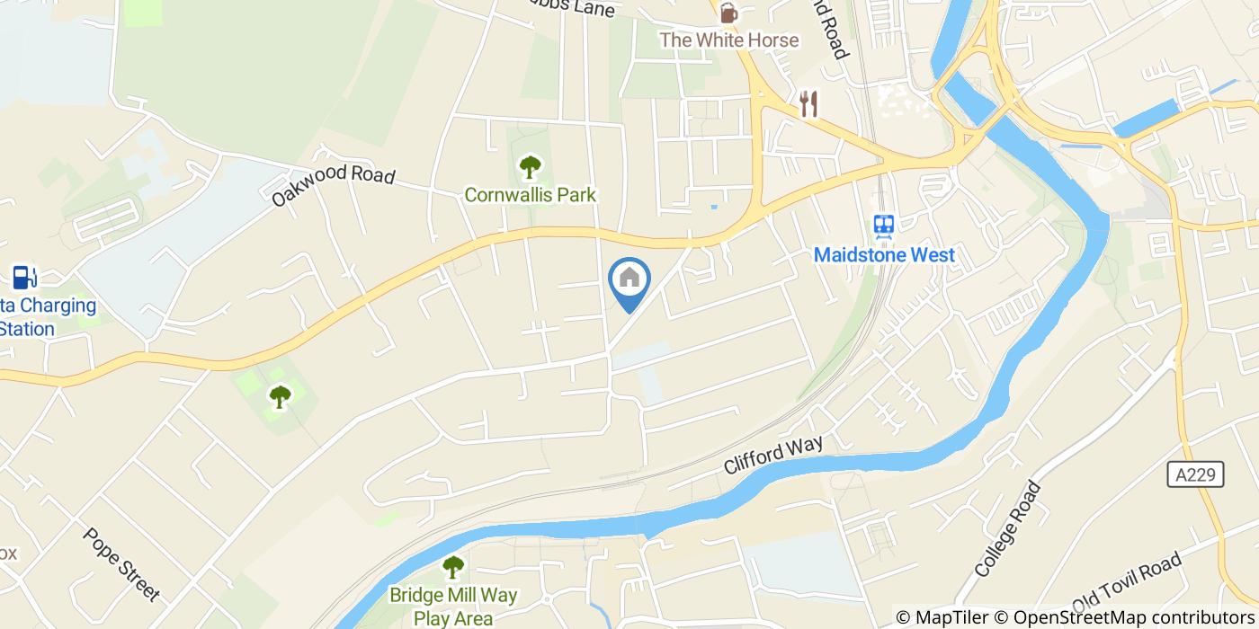 1 Bed Flat, Bower Place, ME16