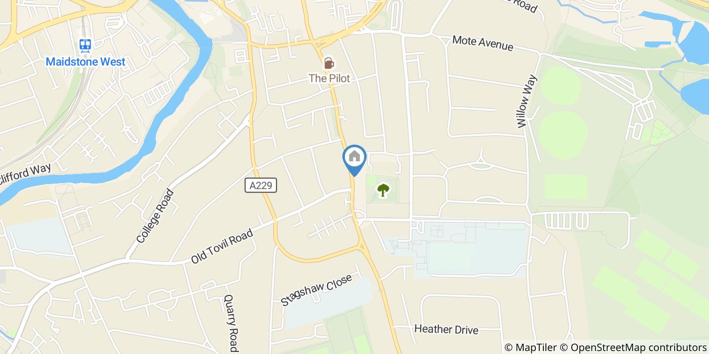 2 Bed Terraced House, Upper Stone Street, ME15