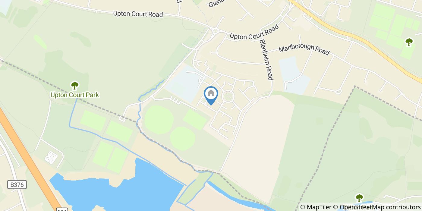 3 Bed Semi-Detached House, Oxlade Drive, SL3