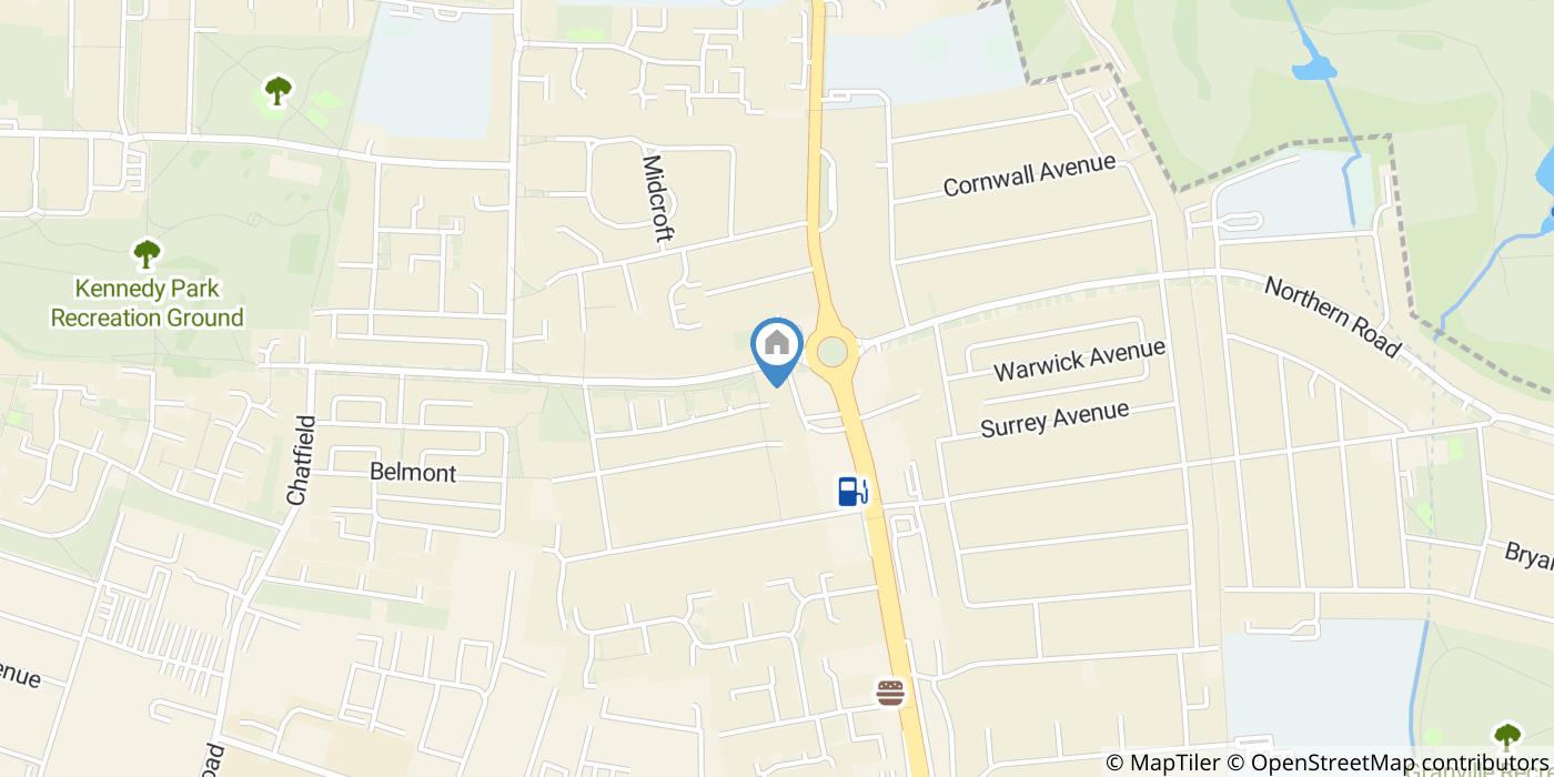 Studio Flat, Trevose House, SL2